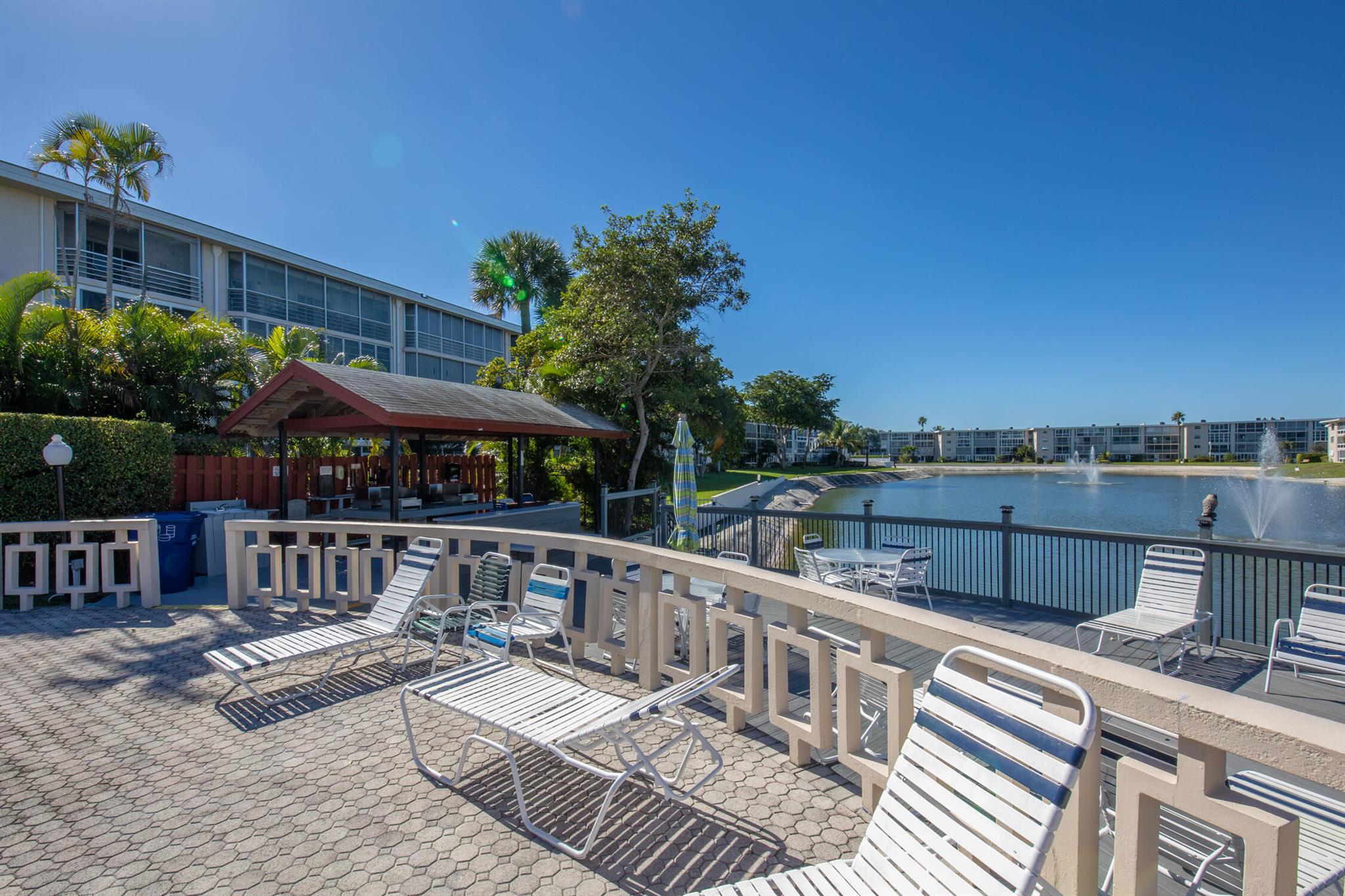 Lake Clarke Gardens Condo - Residential