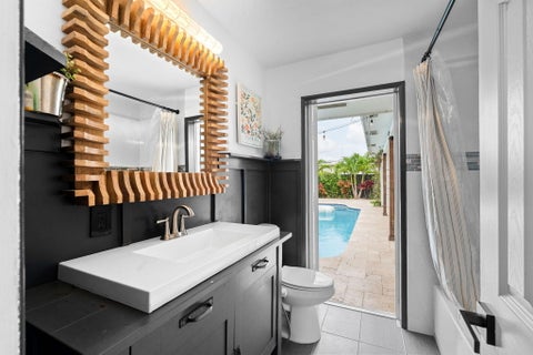 Tiny photo for 6040 SW 14th Street, Plantation, FL 33317 (MLS # B26036511)
