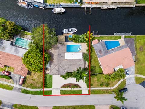 Tiny photo for 6040 SW 14th Street, Plantation, FL 33317 (MLS # B26036511)