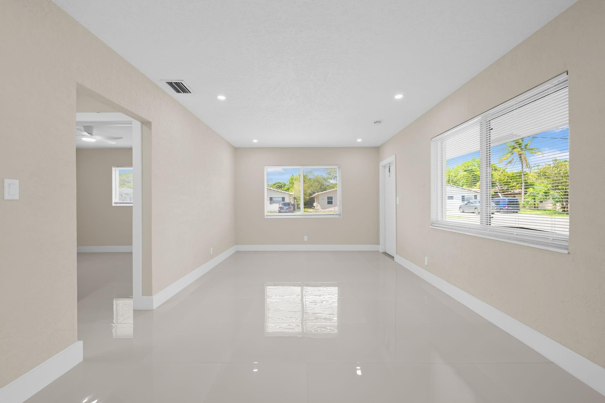 PINE CREST AMENDED PLAT - Residential Lease