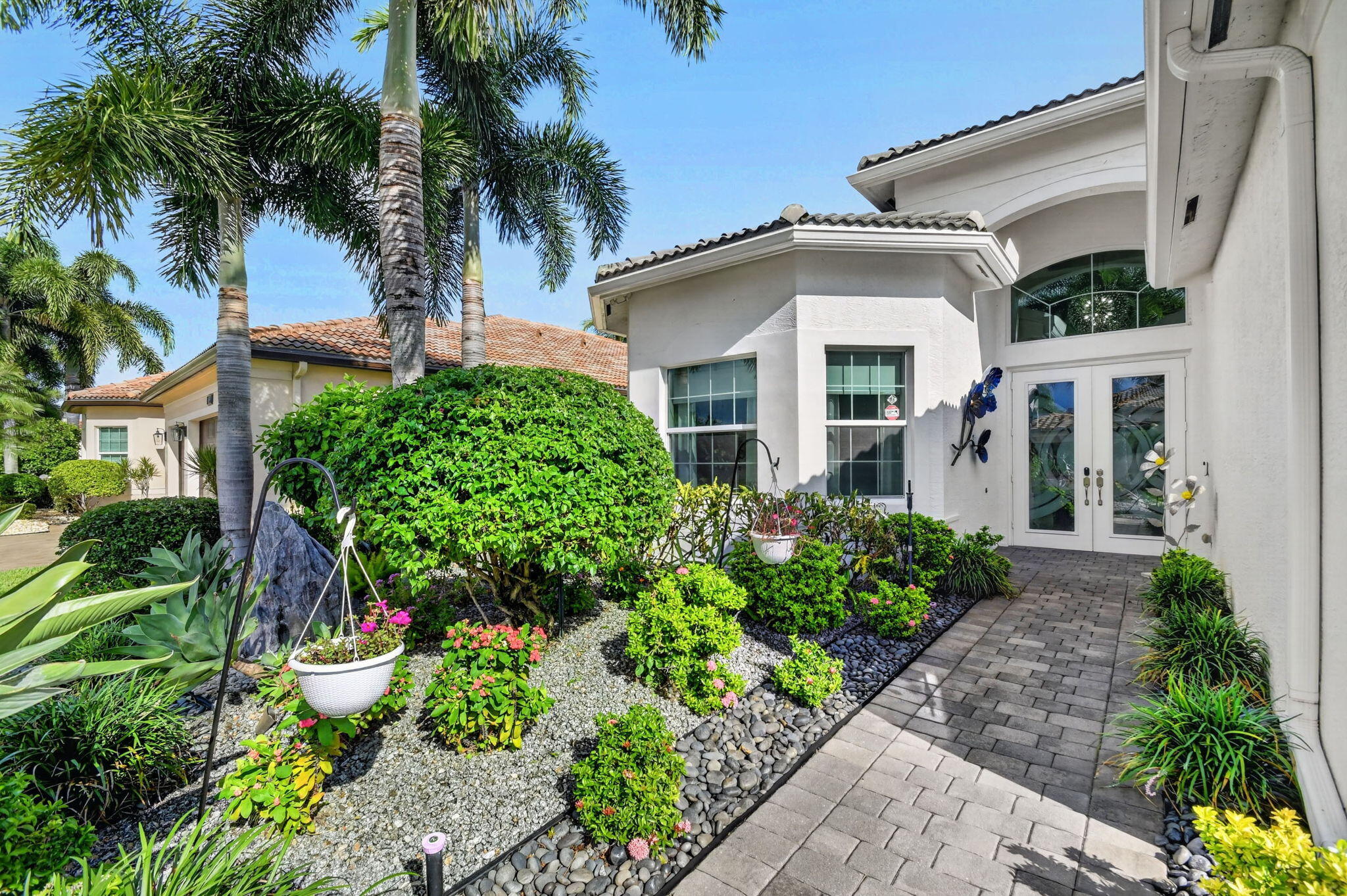 8843 GOLDEN MOUNTAIN Circle