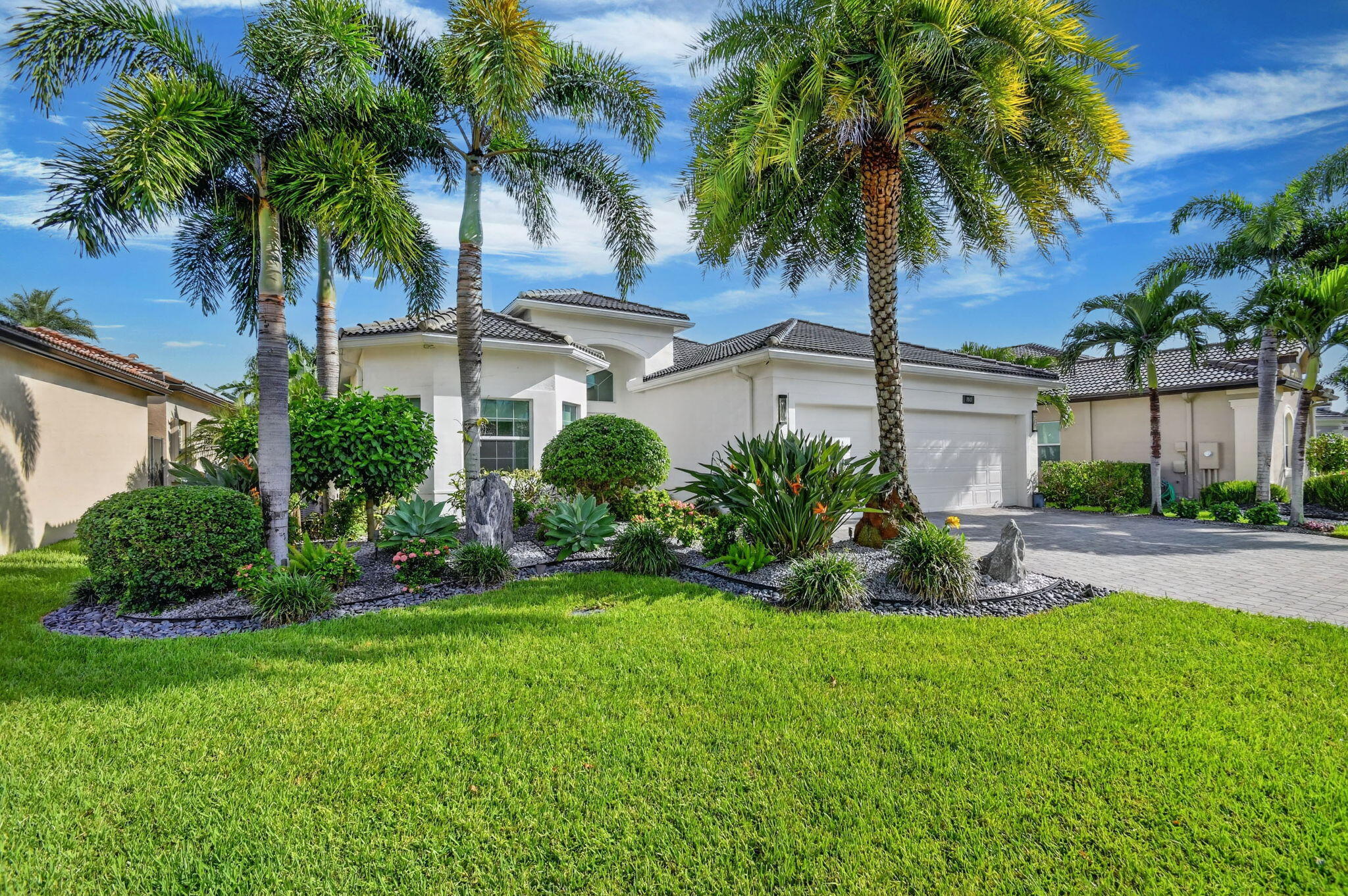 8843 GOLDEN MOUNTAIN Circle