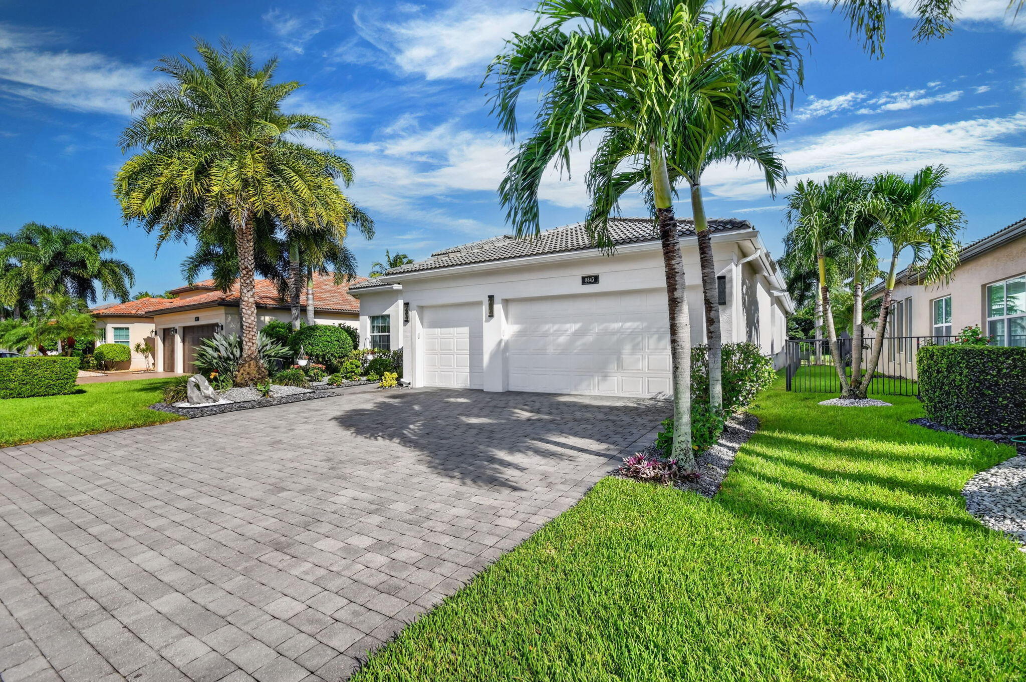 8843 GOLDEN MOUNTAIN Circle