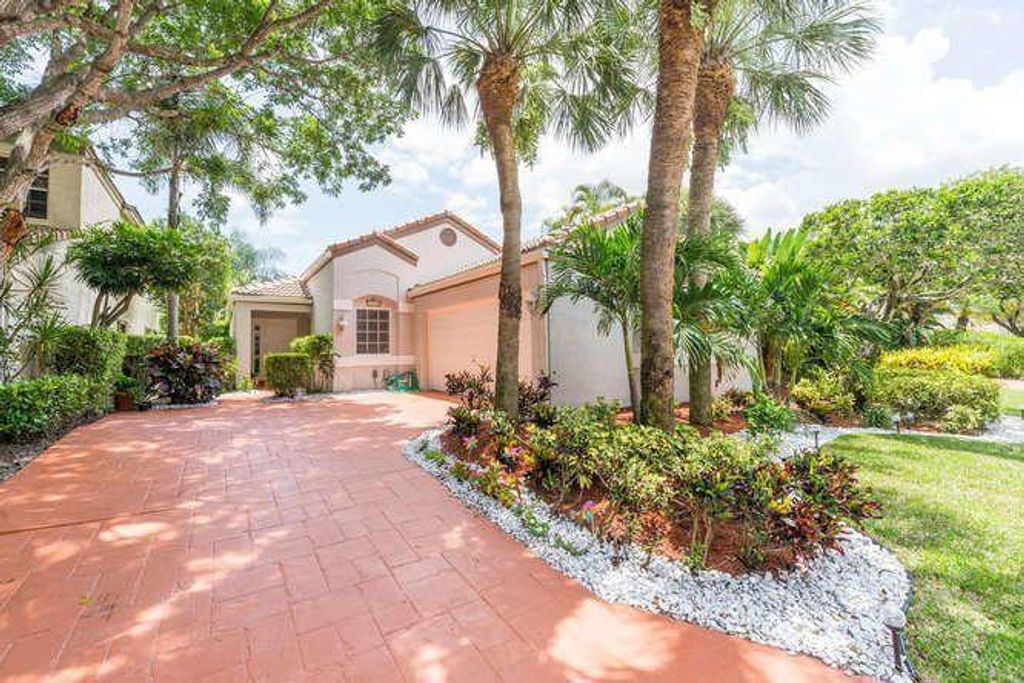 Photo of 23314 Vida Way, Boca Raton, FL 33433 (MLS # R10709378)