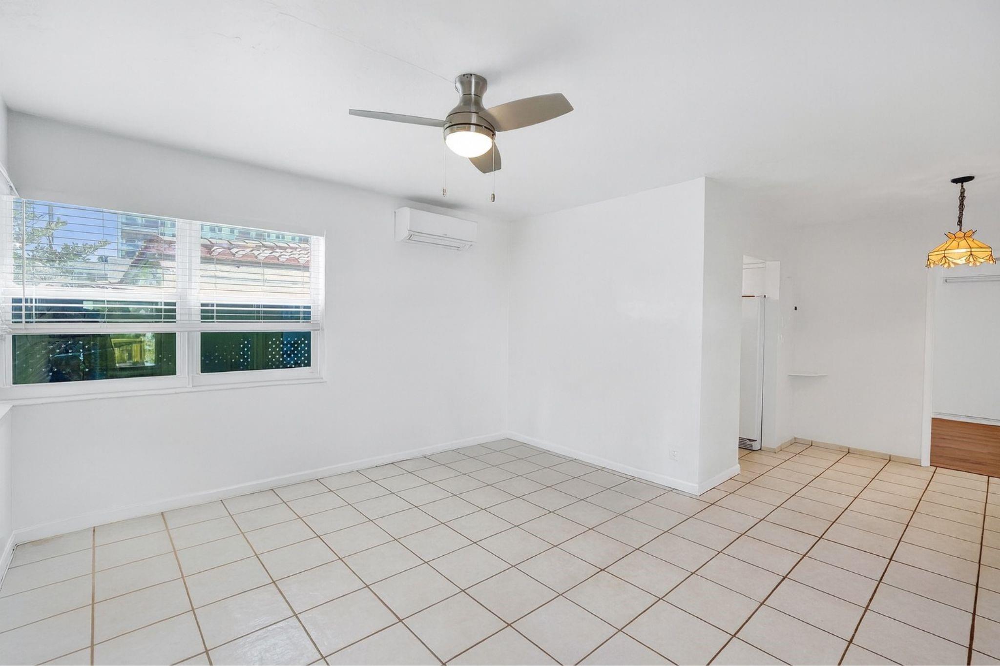 HOLLYWOOD BEACH - Residential Lease