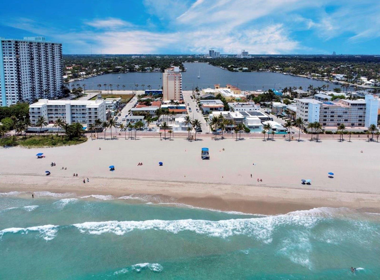 HOLLYWOOD BEACH - Residential Lease