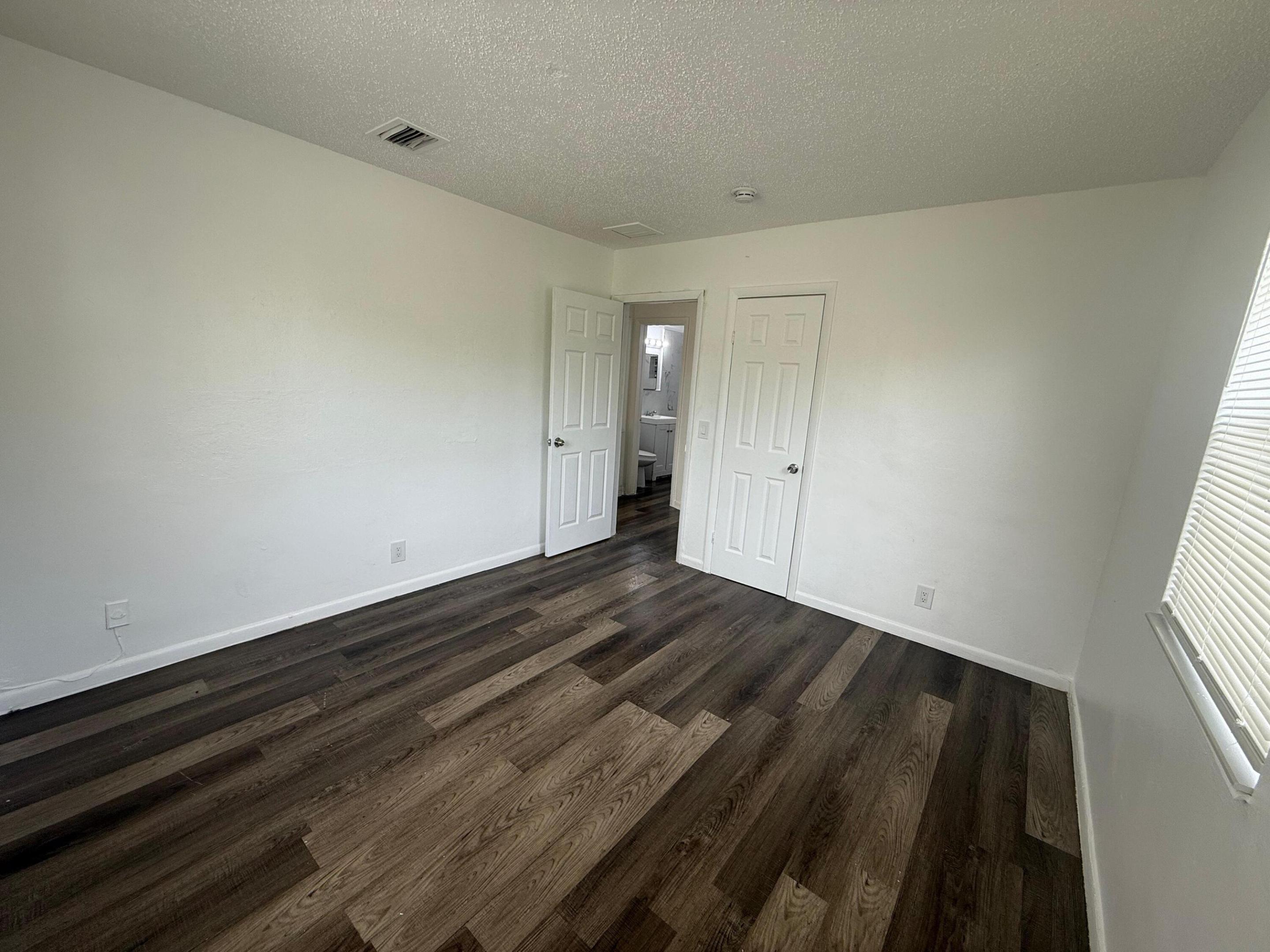 1021 Henrietta Avenue 1