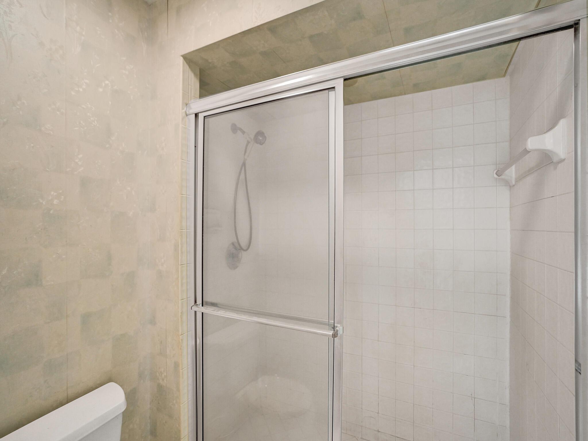 SAG HARBOR TRACE - Residential