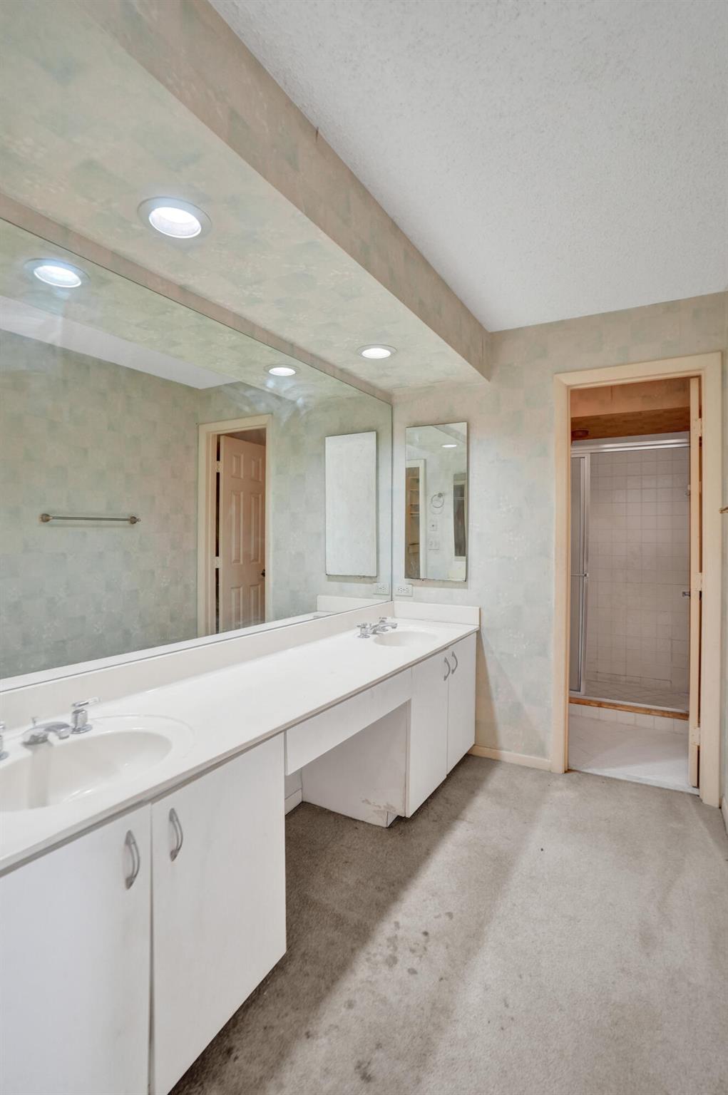 SAG HARBOR TRACE - Residential