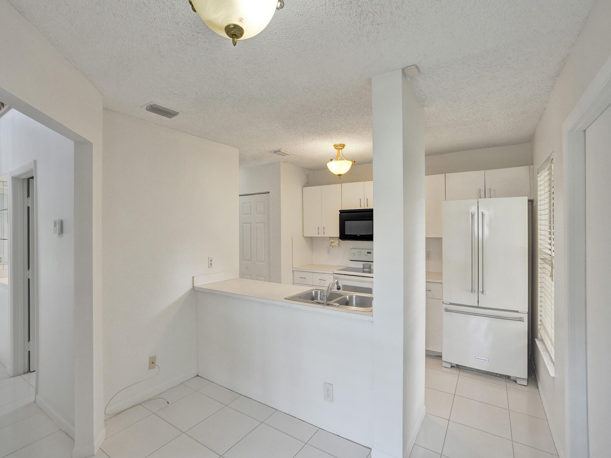 SAG HARBOR TRACE - Residential