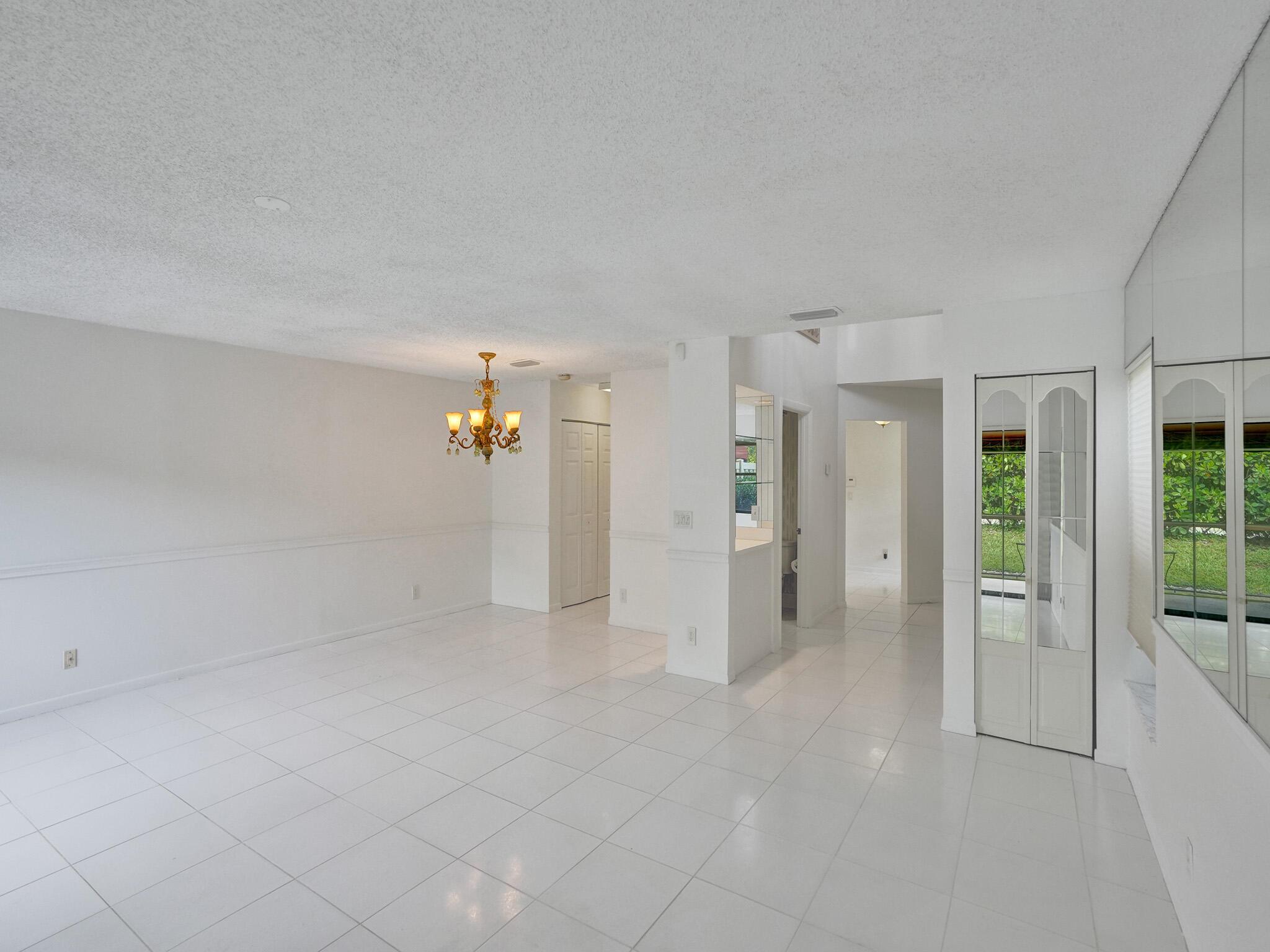 SAG HARBOR TRACE - Residential