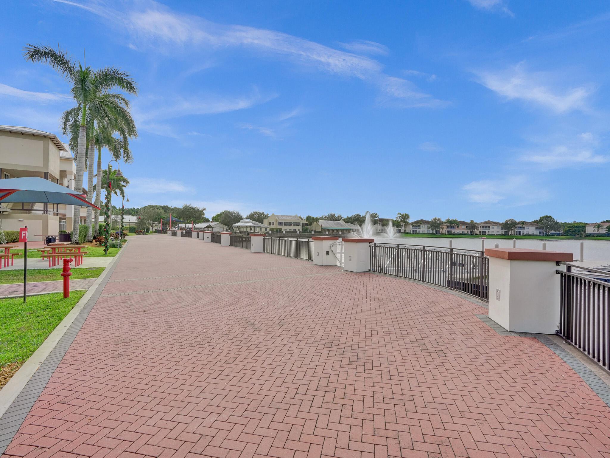 SAG HARBOR TRACE - Residential