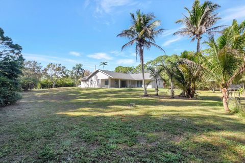 A home in Loxahatchee