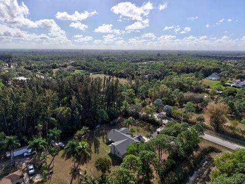 A home in Loxahatchee