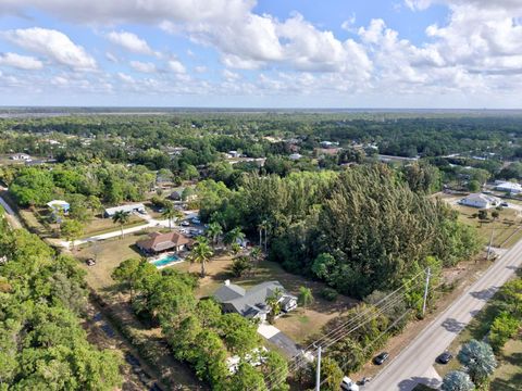 A home in Loxahatchee