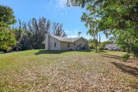 A home in Loxahatchee