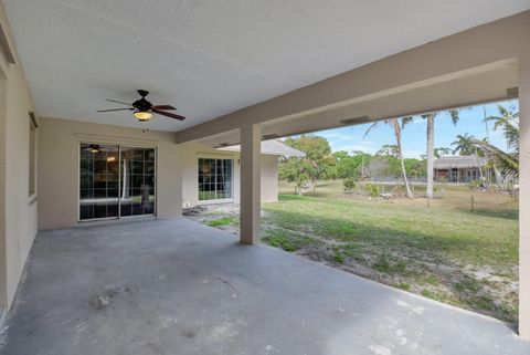 A home in Loxahatchee