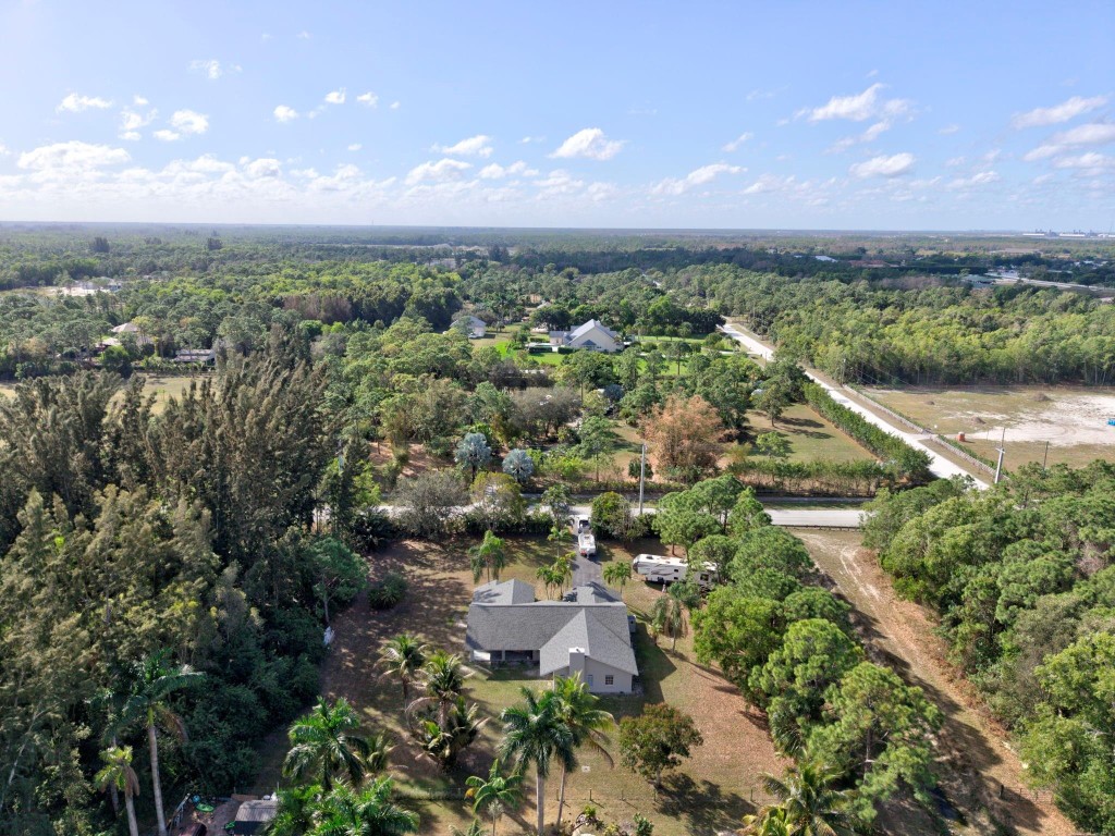 THE ACREAGE - Residential