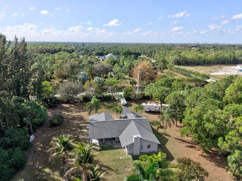 A home in Loxahatchee