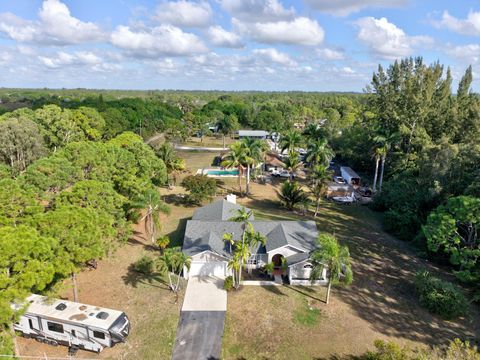 A home in Loxahatchee