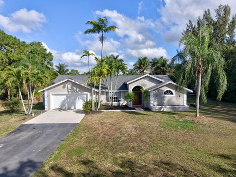 A home in Loxahatchee