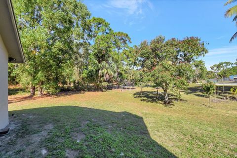 A home in Loxahatchee