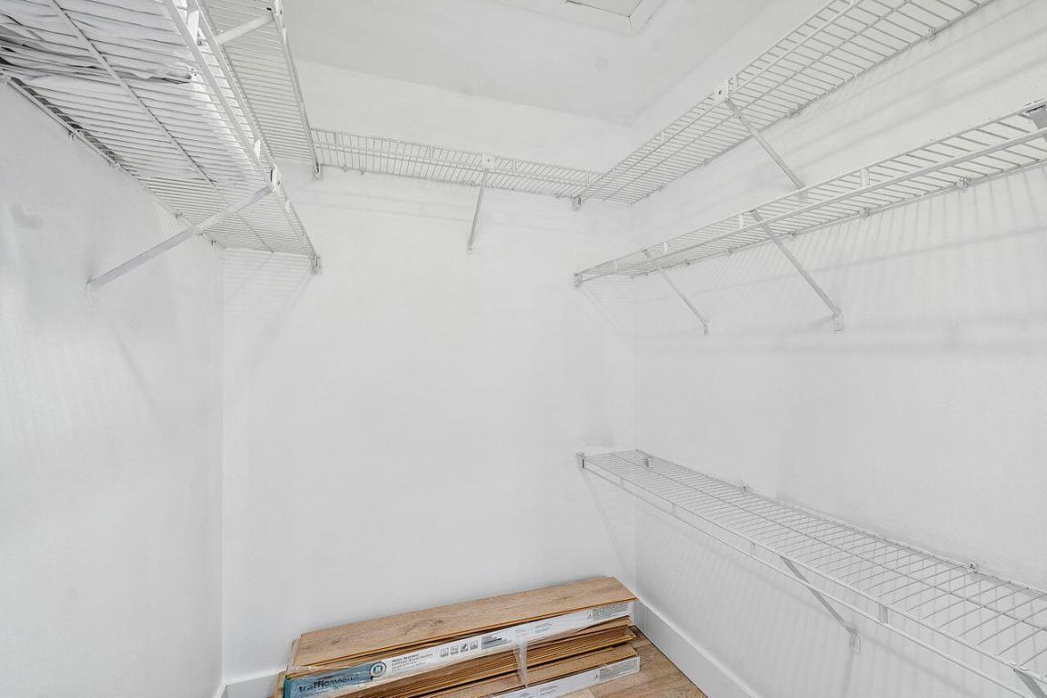 LA PAZ AT BOCA POINTE - Residential