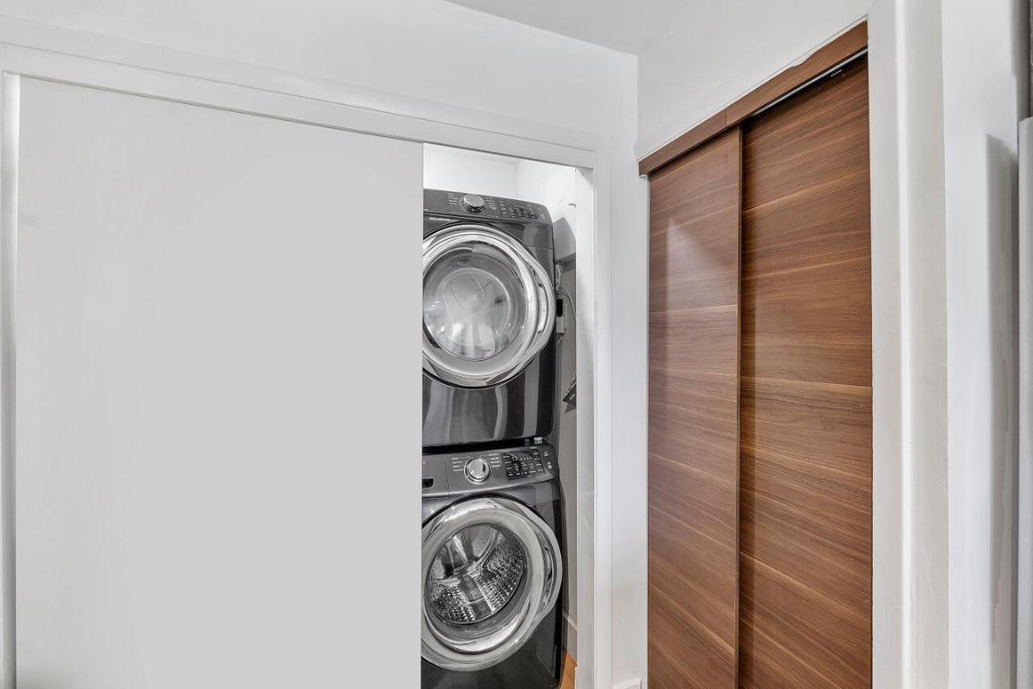 LA PAZ AT BOCA POINTE - Residential