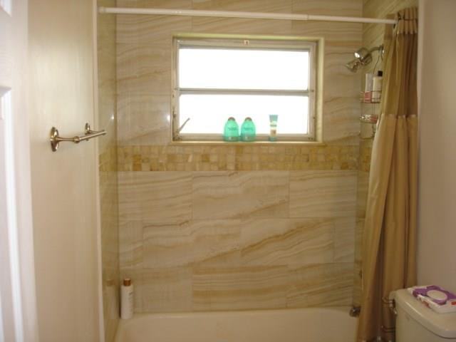 FOOXWOOD HOLLOW - Residential