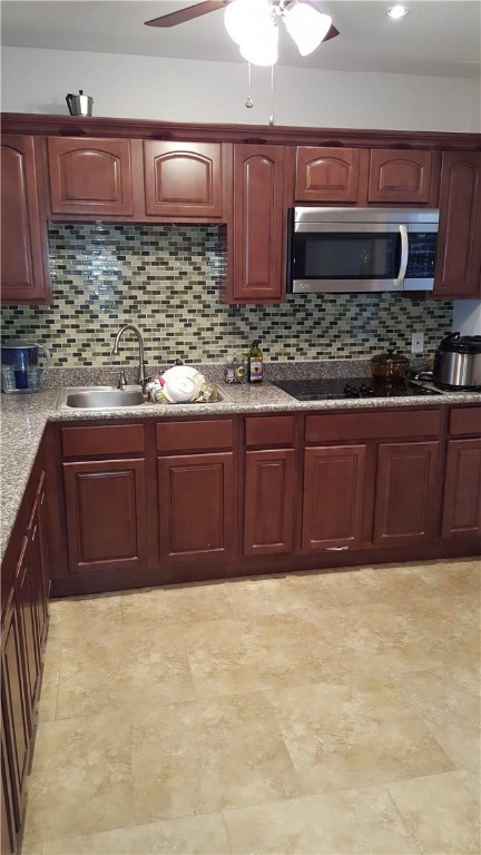 FOOXWOOD HOLLOW - Residential