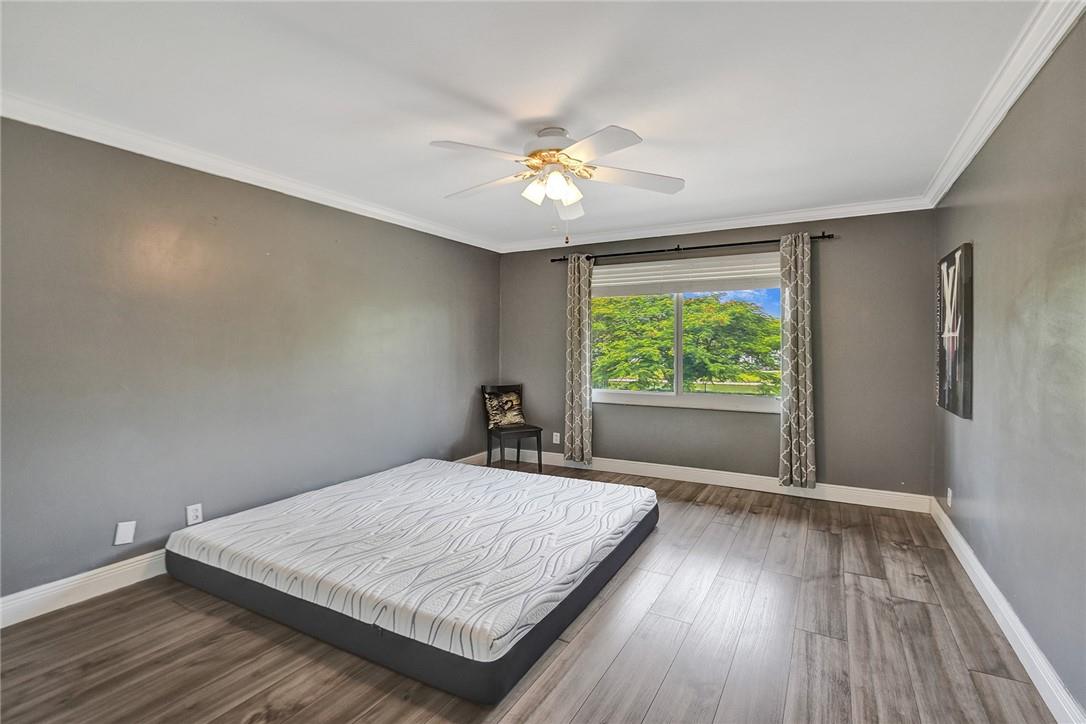 Oak Wood 80-39 B - Residential