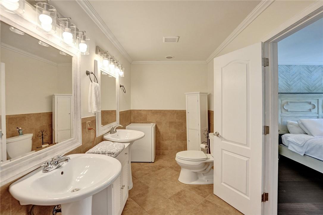 Oak Wood 80-39 B - Residential