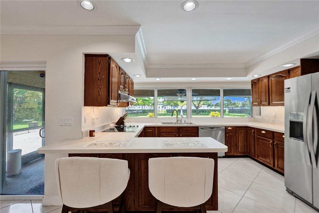 Oak Wood 80-39 B - Residential