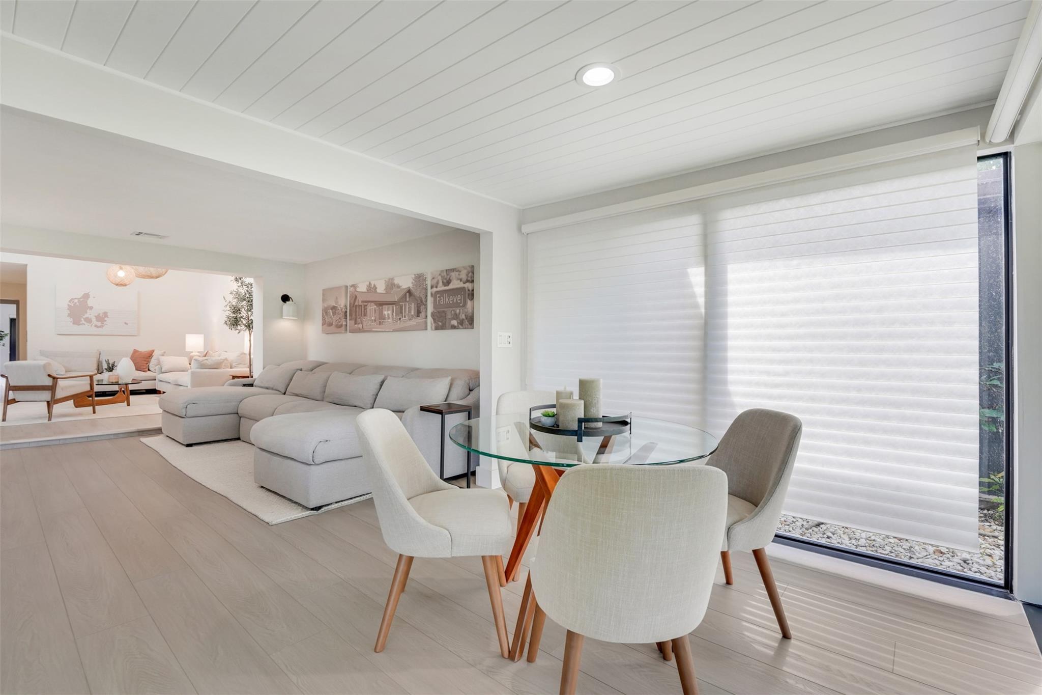 FAIRWAYS OF BOCA LAGO - Residential
