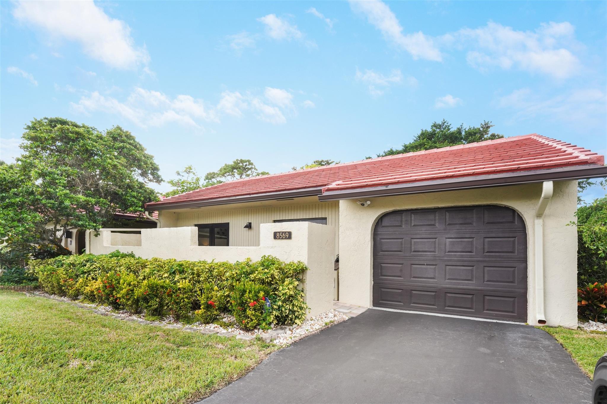 FAIRWAYS OF BOCA LAGO - Residential