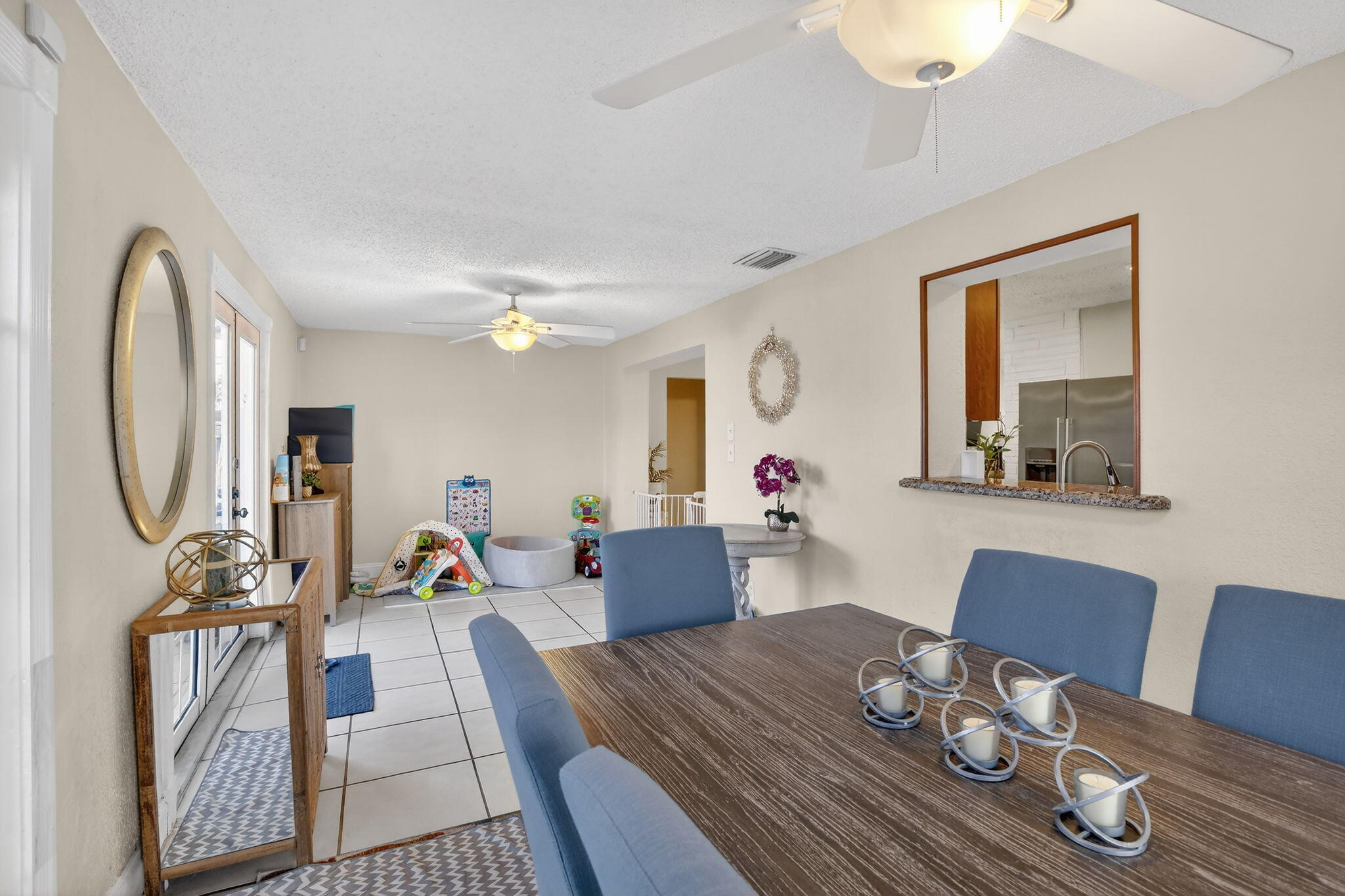 MIRAMAR SEC 3 - Residential