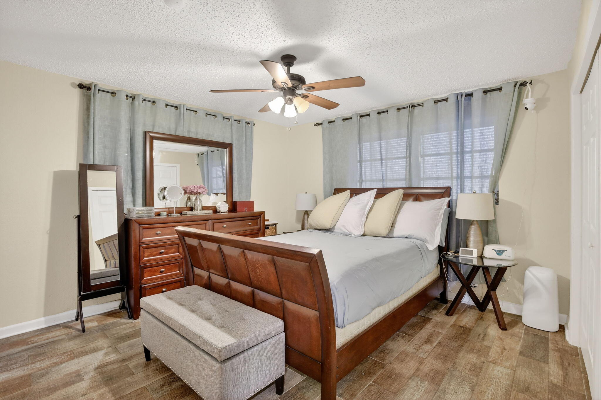 MIRAMAR SEC 3 - Residential