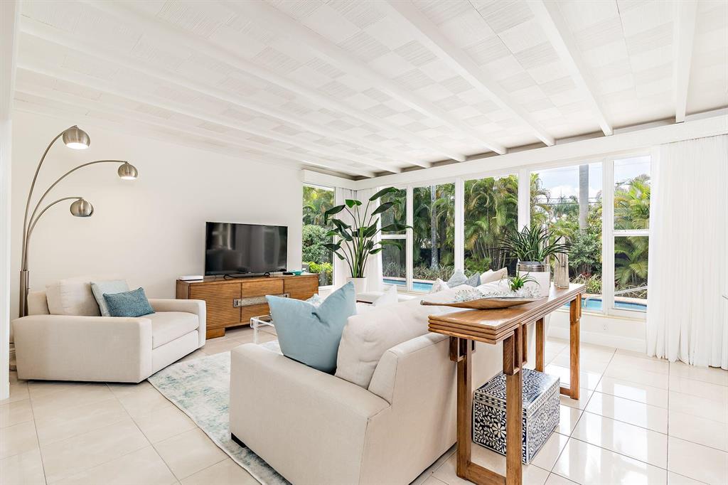 NORTH SHORE TERRACE 2 - Residential