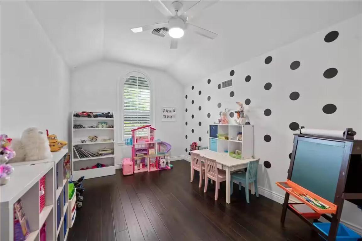 Paddock Park 2 - Residential Lease