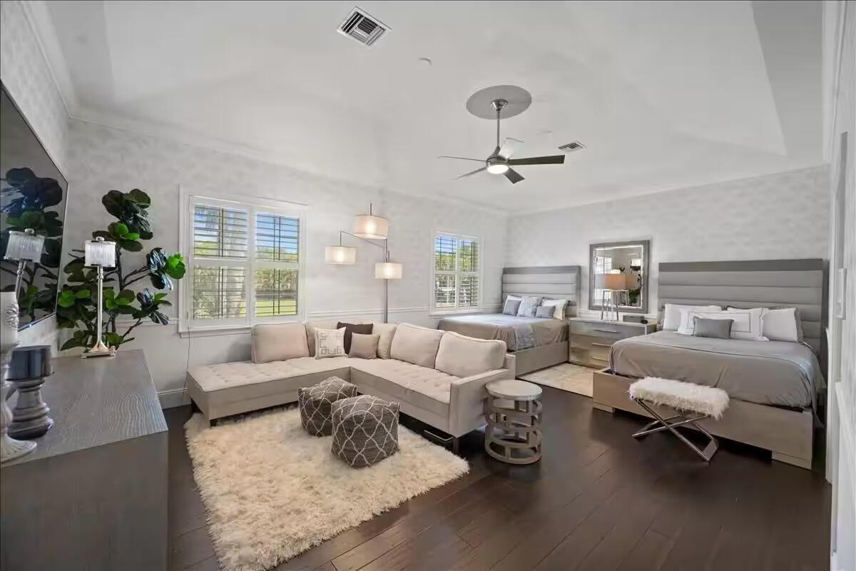 Paddock Park 2 - Residential Lease