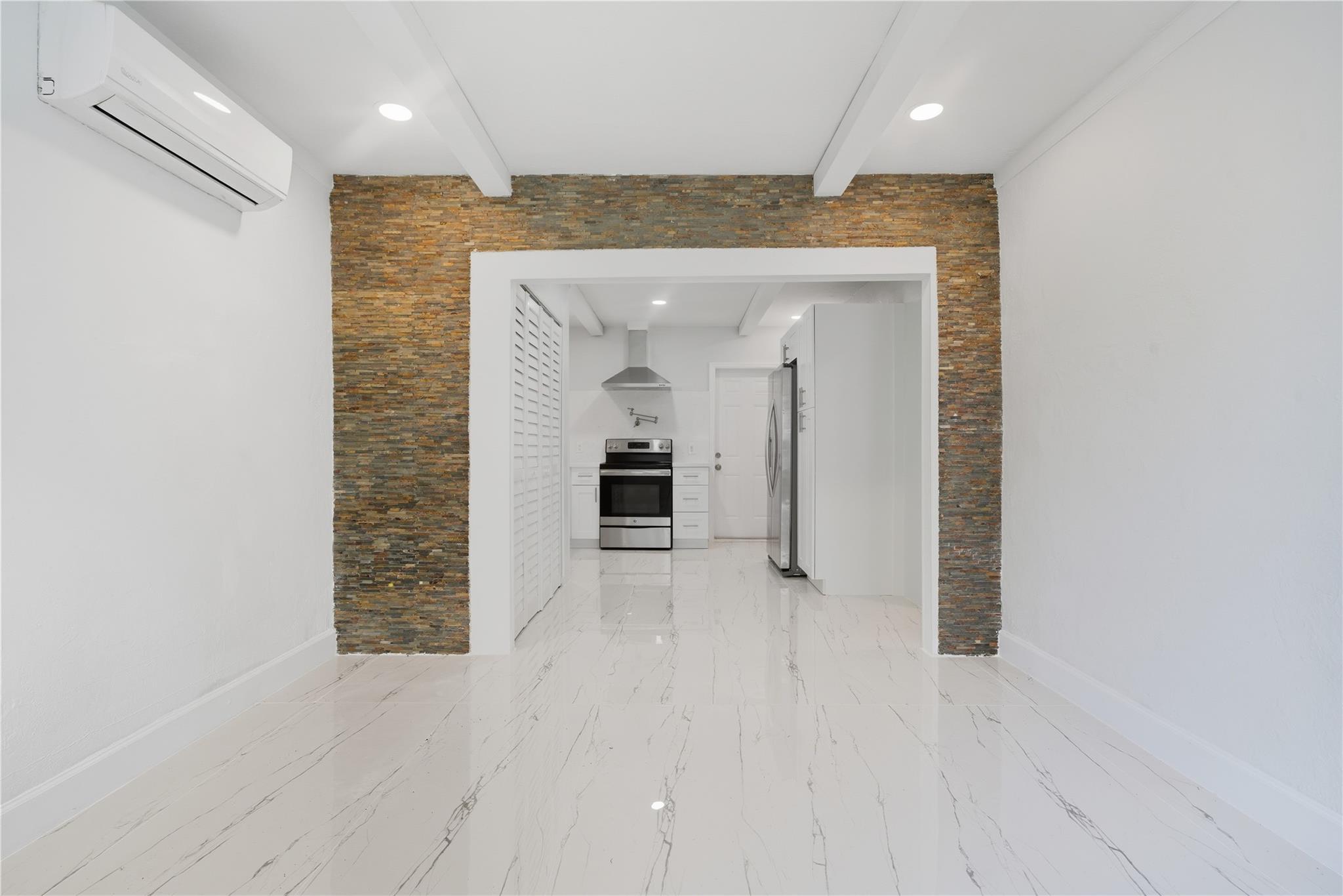 Gracewood 2 24-33 B - Residential