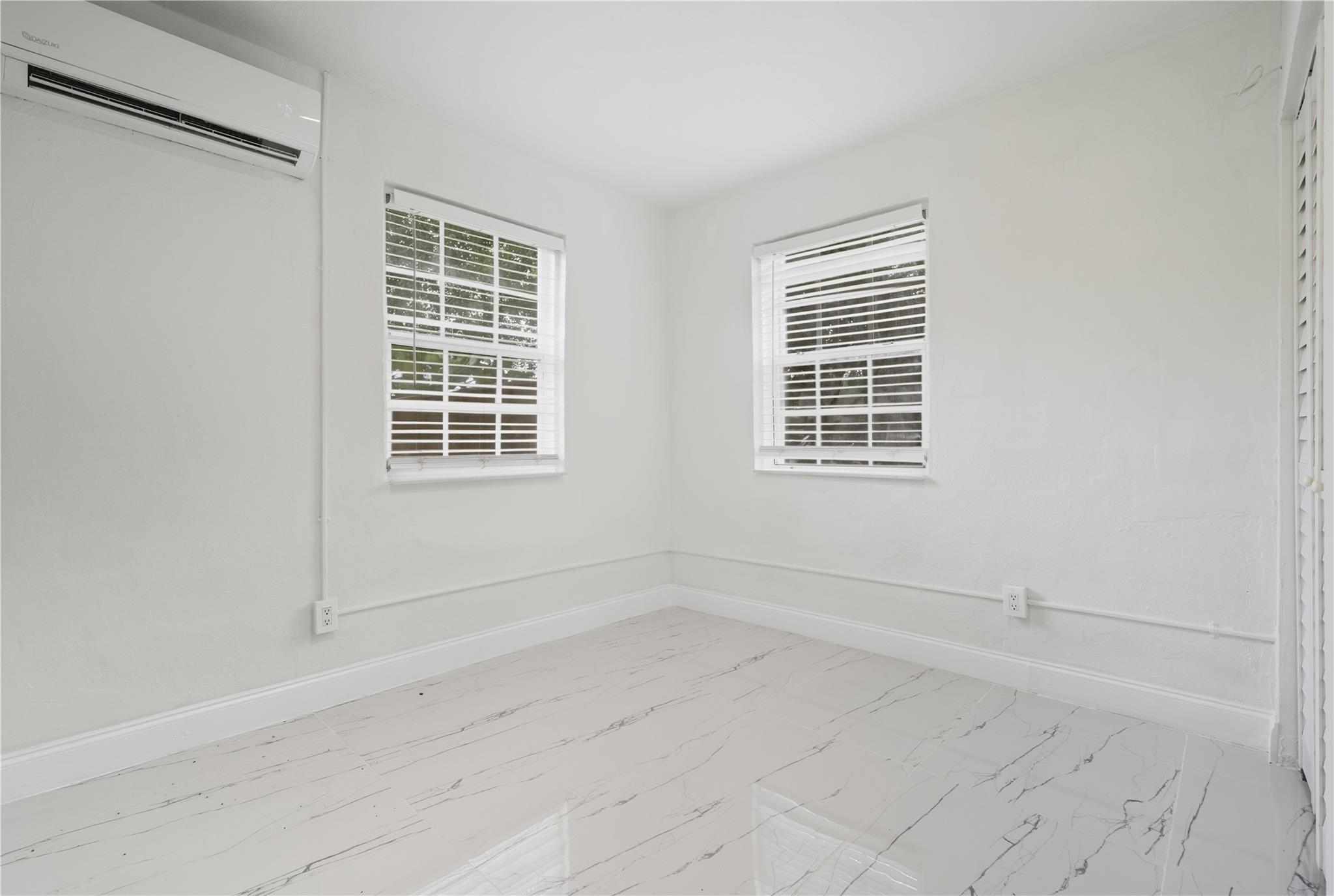 Gracewood 2 24-33 B - Residential