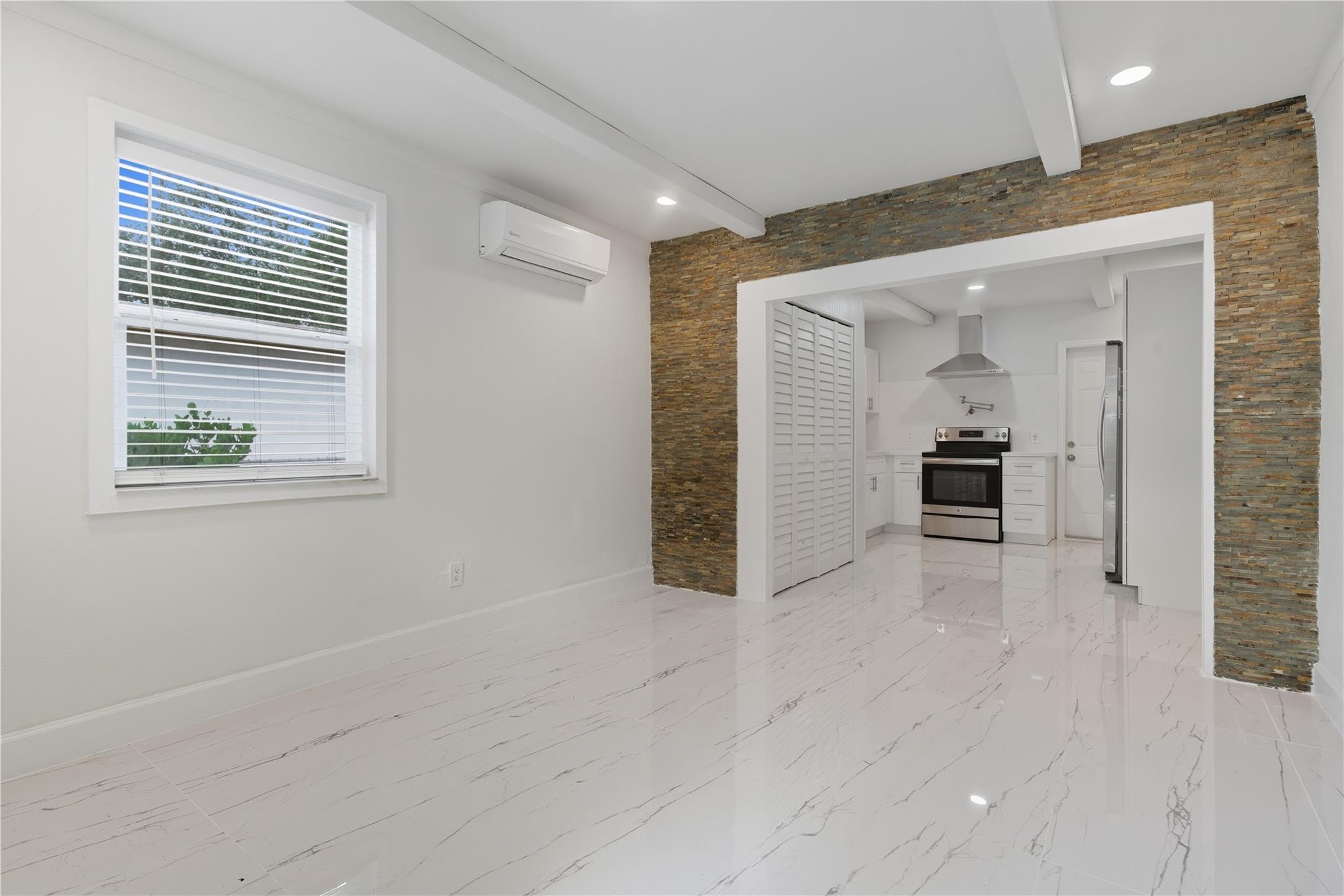 Gracewood 2 24-33 B - Residential