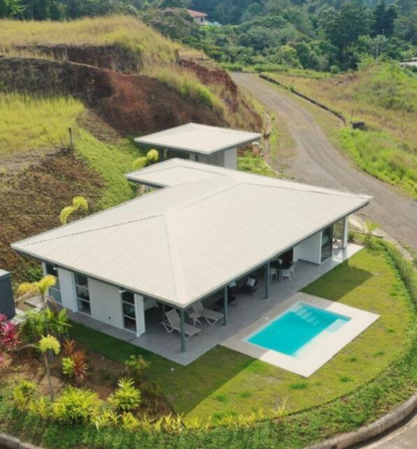 Chantales - Residential