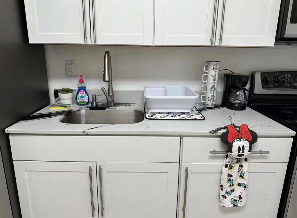 Fulford Heights - Residential Lease