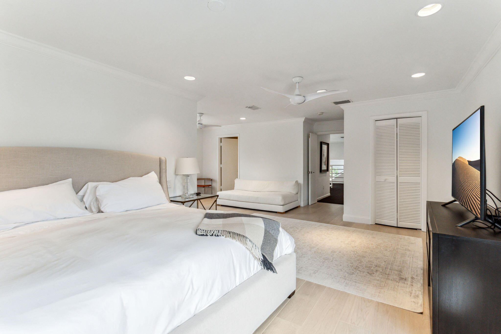 WOODFIELD HUNT CLUB - Residential