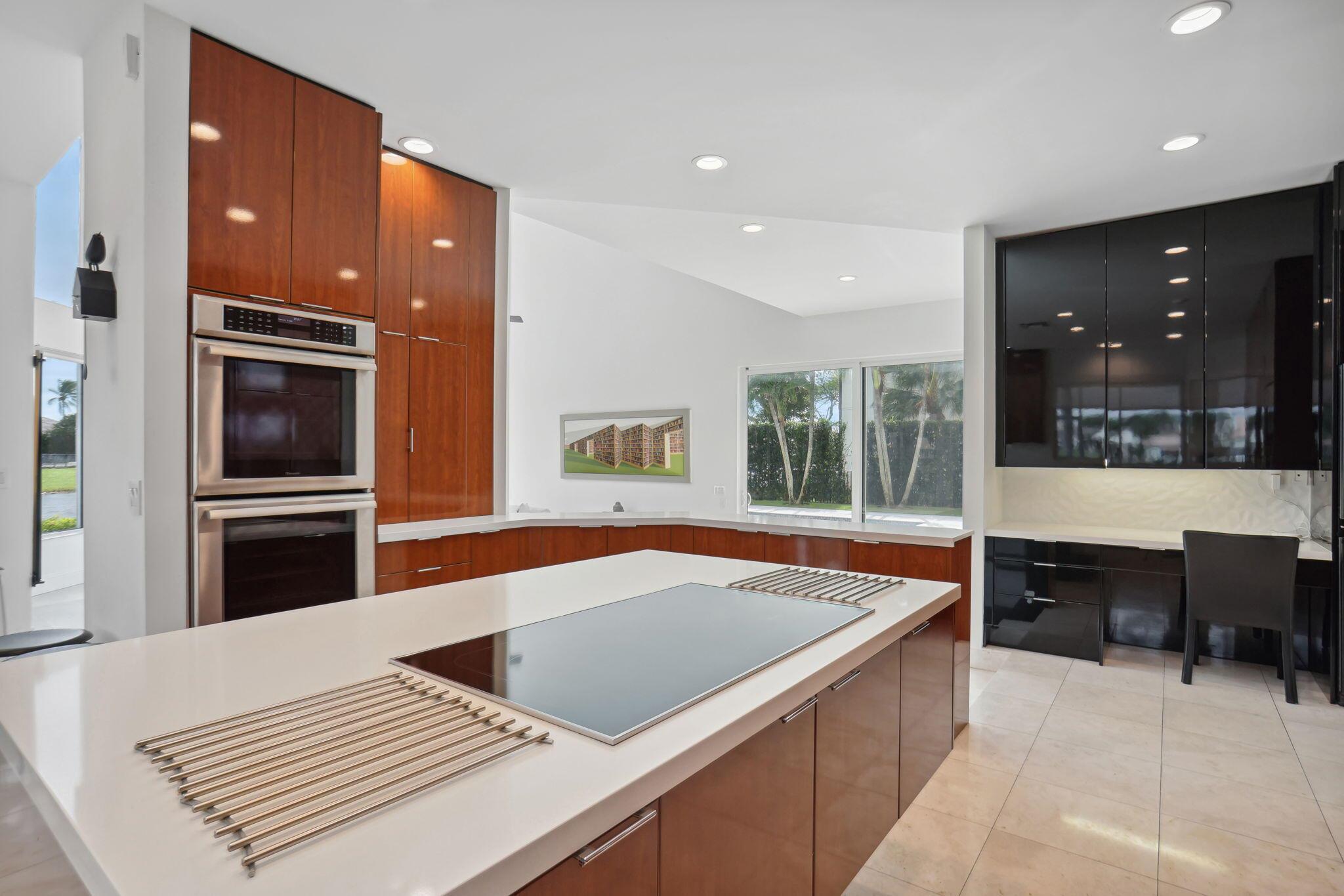 WOODFIELD HUNT CLUB - Residential