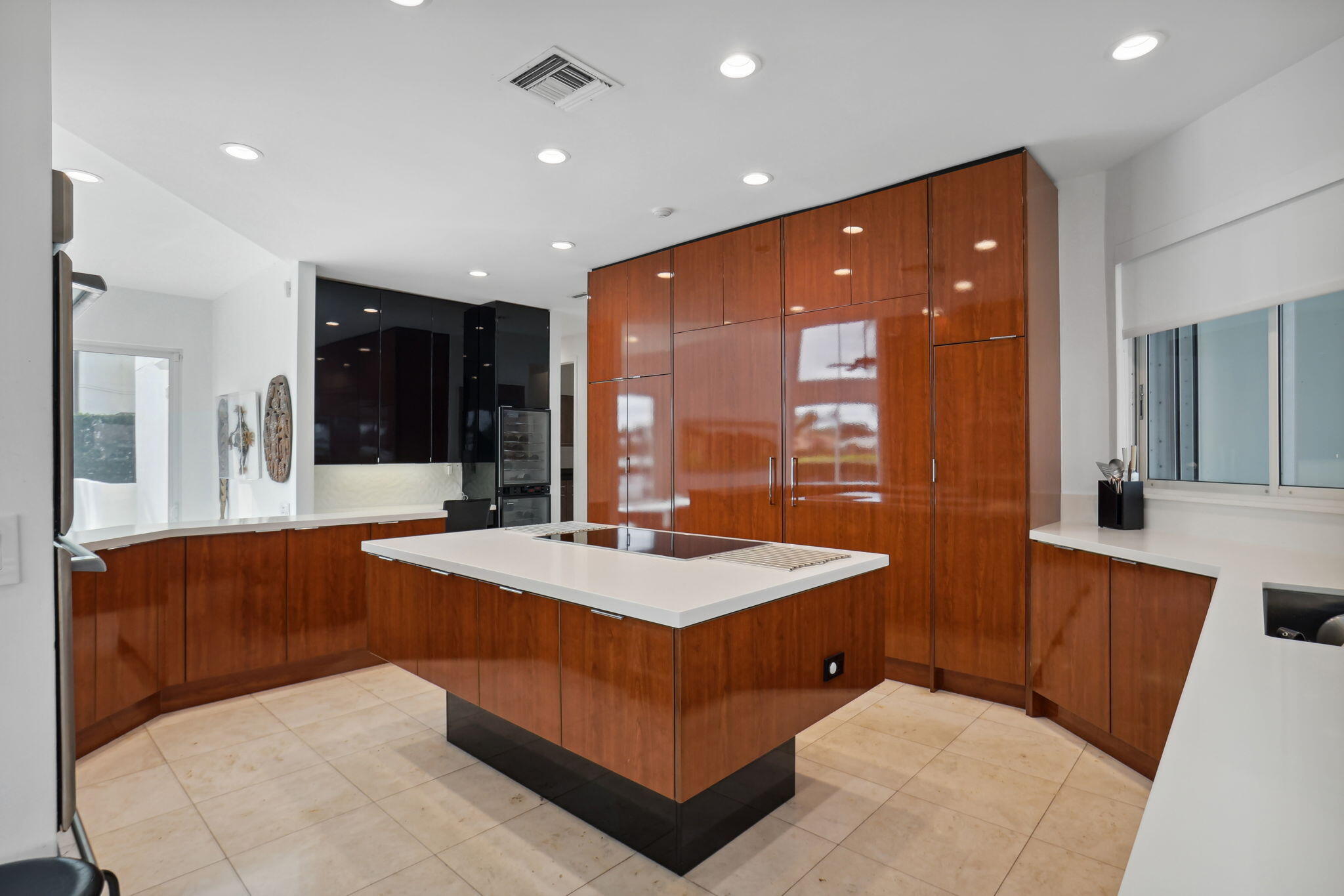 WOODFIELD HUNT CLUB - Residential