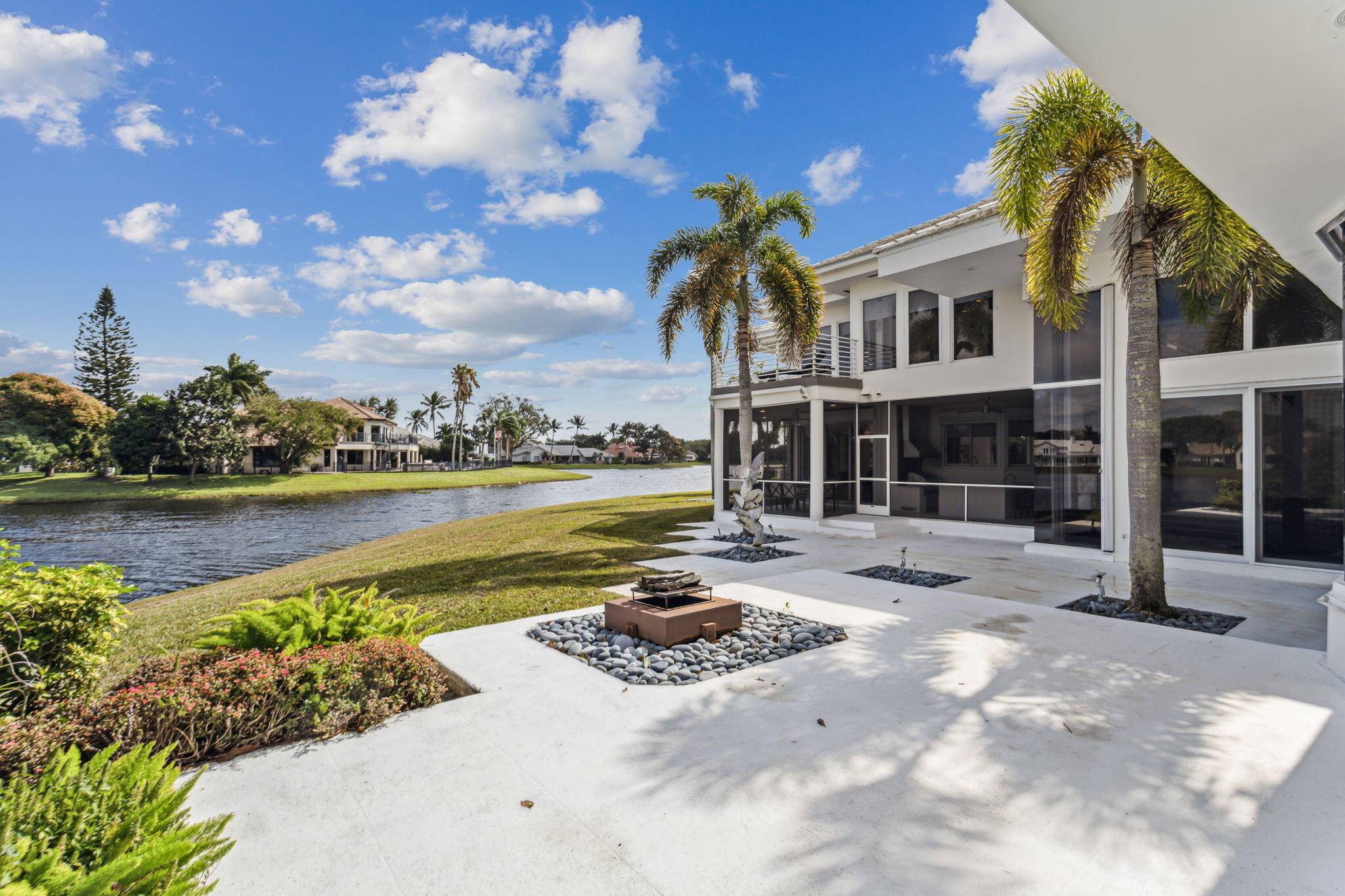 WOODFIELD HUNT CLUB - Residential