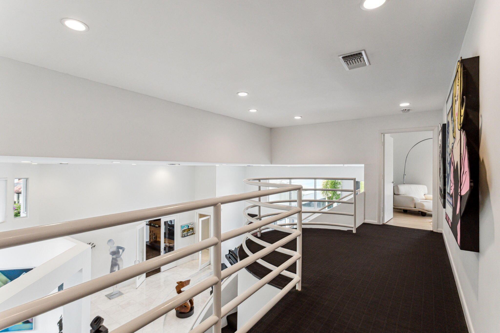 WOODFIELD HUNT CLUB - Residential